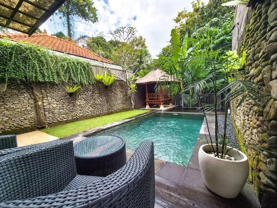 Villa The Sempuana Denpasar Esterno foto