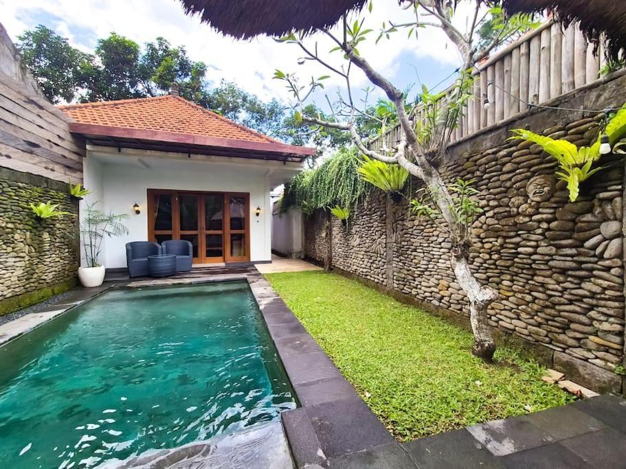 Villa The Sempuana Denpasar Esterno foto